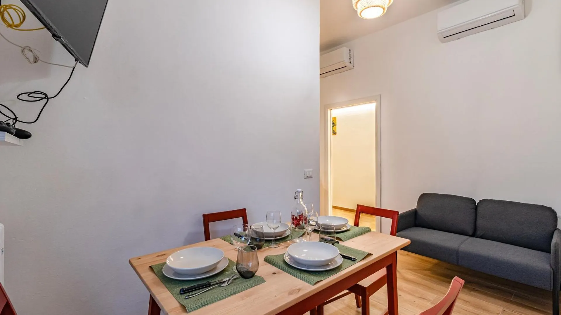 Comfortable Apartment In Firenze-Careggi - Happy Rentals