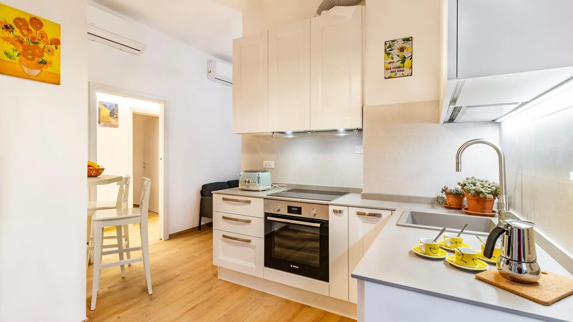 Comfortable Apartment In Firenze-Careggi - Happy Rentals Florence